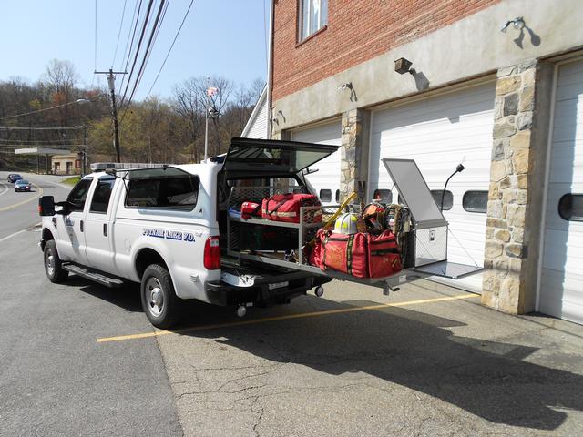 23-1-2: 2009 Ford F-250 Super Duty crew cab command vehicle