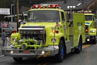 Putnam Lake Fire Dept. 60th Anniversary Parade 2006 pictures copyright by SmileNY