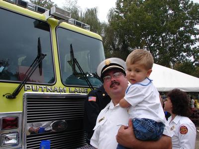 Putnam Lake Fire Dept. 60th Anniversary Parade 2006 pictures copyright by SmileNY