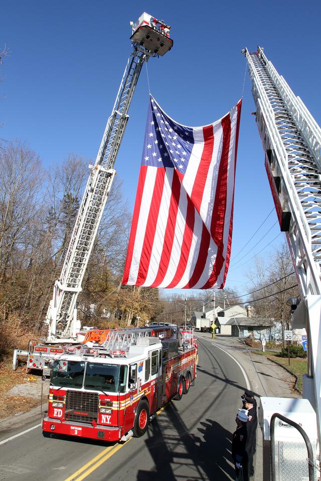 Putnam Lake along with New Fairfield FD and Brewster FD honoring a passed FDNY Battalion Chief Thomas Van Doran Pictures Copyright © Frank Becerra Jr.